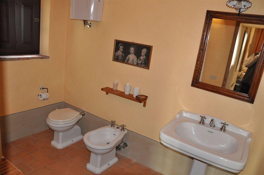 ホテル Borgo Castelvecchi Residenza Depoca ラッダ・イン・キアンティ エクステリア 写真