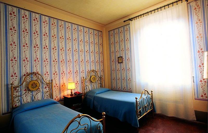 ホテル Borgo Castelvecchi Residenza Depoca ラッダ・イン・キアンティ エクステリア 写真